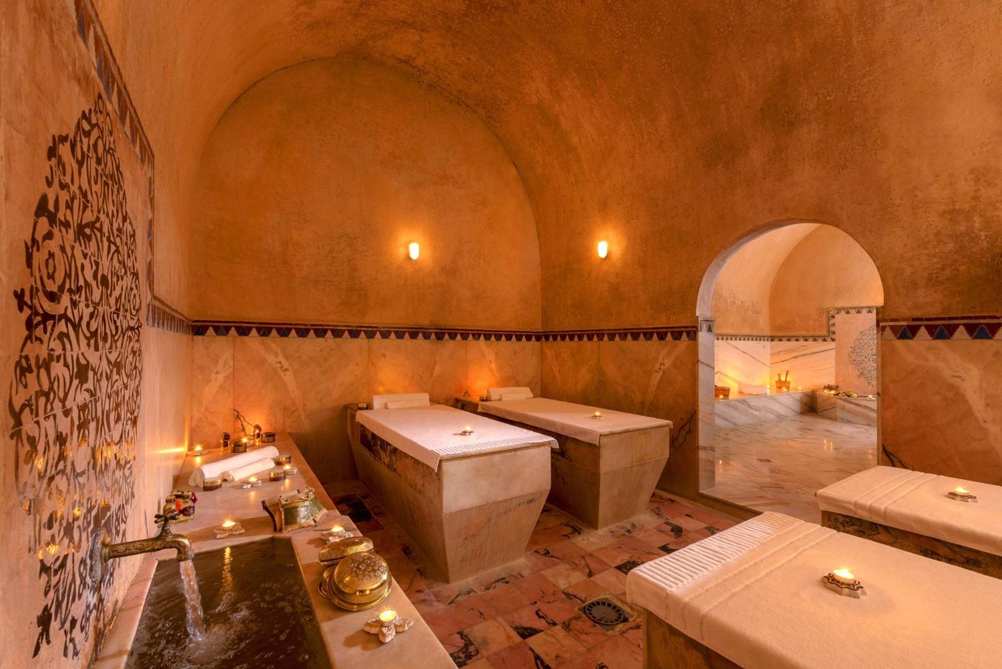 Pickalbatros Du Golf - Adults Friendly 16 Years Plus- 5*